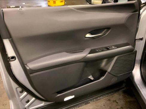 New 2025 Lexus UX 300h AWD image 10