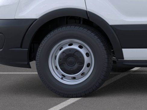New 2025 Ford Transit 250 148 Medium Roof image 19