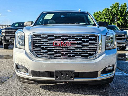 Certified 2018 GMC Yukon Denali w/ Open Road Package AWD/4WD image 2
