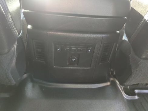 Used 2017 RAM 3500 Laramie w/ Convenience Group image 24