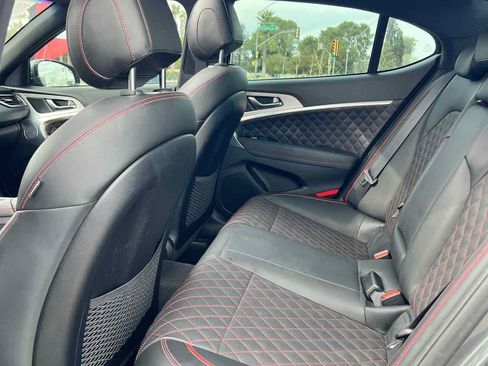 Used 2019 Genesis G70 2.0T Advanced w/ Sport Package image 25