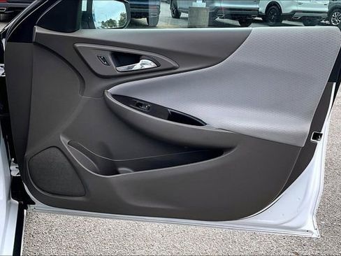 Used 2022 Chevrolet Malibu LT image 27