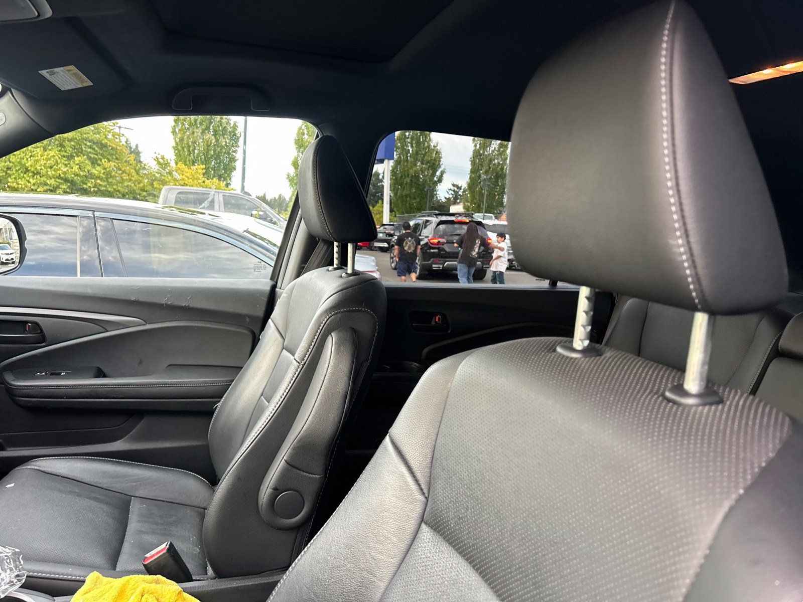 Used 2023 Honda Passport EX-L image 7