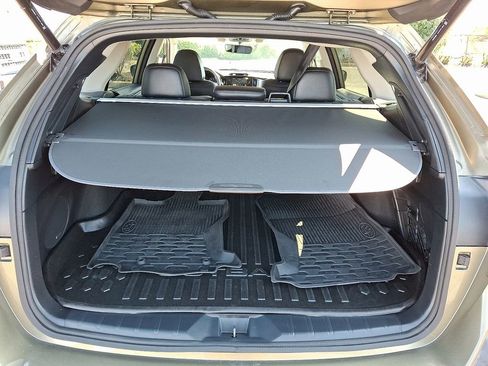 Used 2021 Subaru Outback Limited image 31