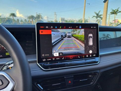 New 2026 Volkswagen Tiguan SE image 10