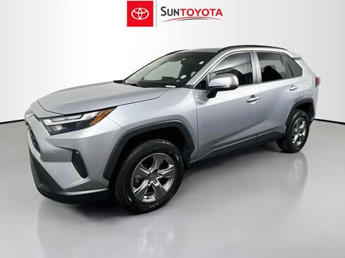 Used 2024 Toyota RAV4 XLE FWD image 9