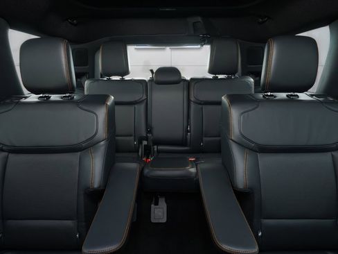 New 2026 Ford Expedition Tremor image 24