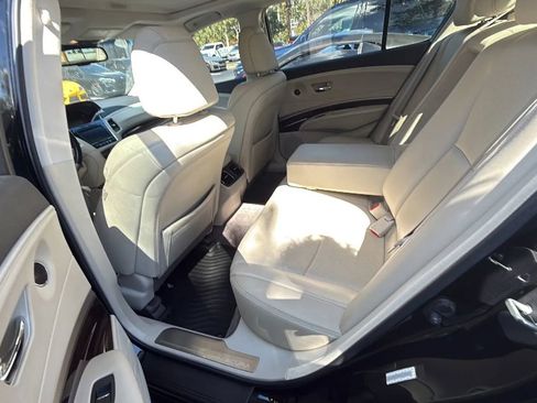 Used 2014 Acura RLX w/ Technology Package FWD image 11