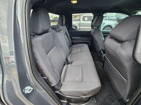 Used 2025 Toyota Tacoma SR AWD/4WD image 31