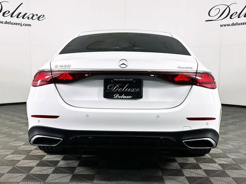 Used 2025 Mercedes-Benz E 450 4MATIC Sedan w/ Night Package image 5