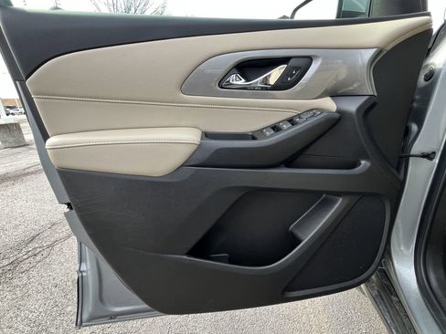 Certified 2023 Chevrolet Traverse LS w/ Safety Package image 9