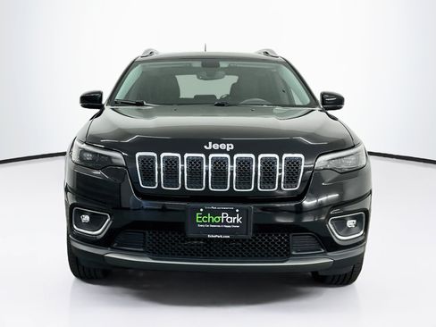 Used 2019 Jeep Cherokee Limited AWD/4WD image 2
