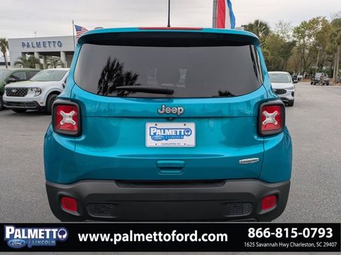 Used 2020 Jeep Renegade Latitude w/ Popular Equipment Group image 4