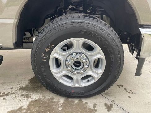 New 2026 Ford F250 XLT w/ XLT Premium Package image 31