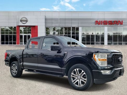 Used 2022 Ford F150 XL w/ STX Appearance Package image 2