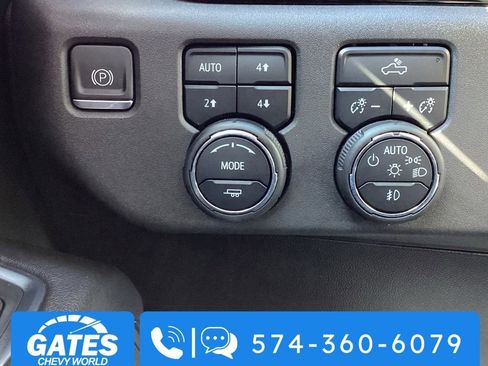 Used 2023 Chevrolet Silverado 1500 LT Trail Boss w/ Protection Package AWD/4WD image 21