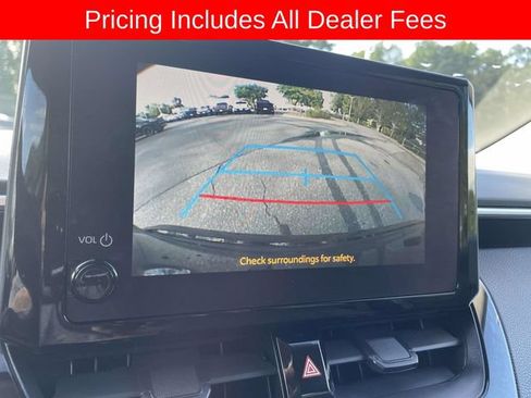 Used 2024 Toyota Corolla LE FWD image 31