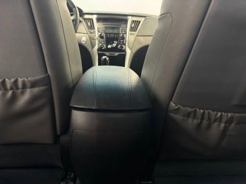 Used 2012 Hyundai Sonata SE FWD image 24