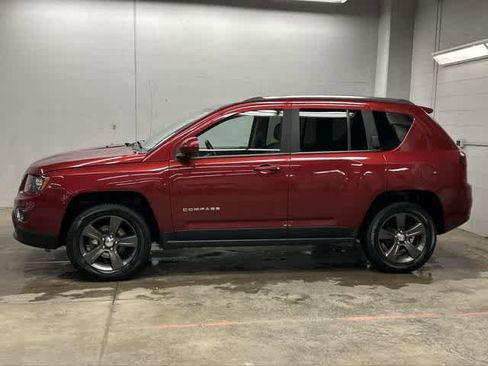 Used 2016 Jeep Compass High Altitude AWD/4WD image 2