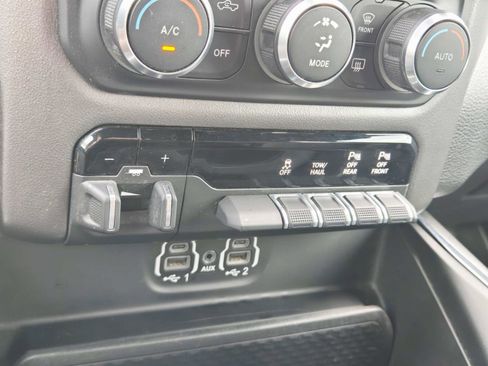 Used 2021 RAM 1500 Laramie w/ Sport Appearance Package image 32