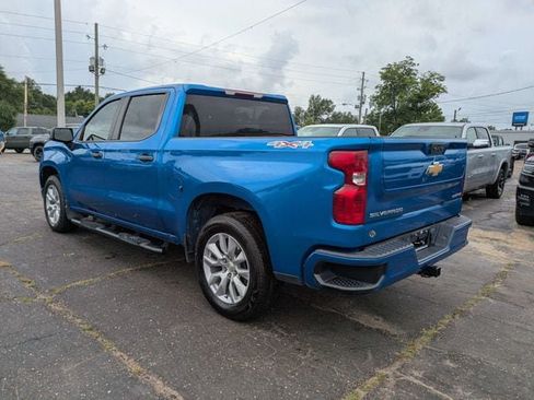 Used 2023 Chevrolet Silverado 1500 Custom AWD/4WD image 6