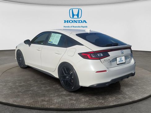 Used 2024 Honda Civic Sport image 3