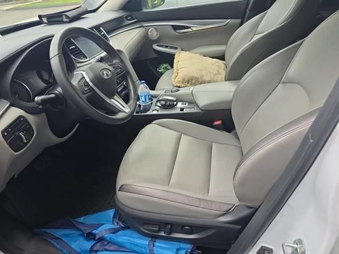 Certified 2023 INFINITI QX50 Luxe AWD/4WD image 2