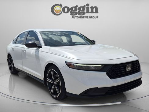 Certified 2024 Honda Accord Sport image 8