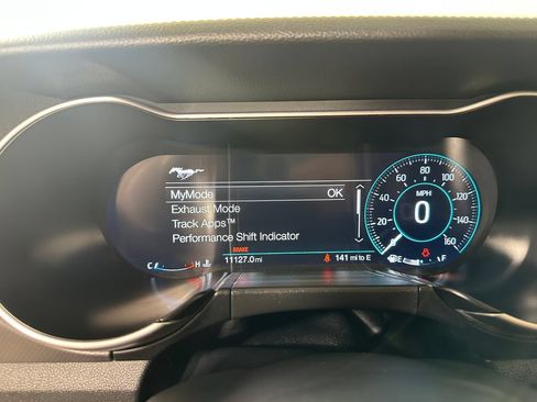 Used 2018 Ford Mustang GT Premium w/ Equipment Group 401A RWD image 23