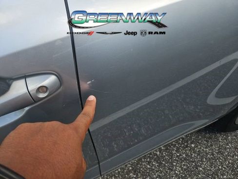 Used 2016 Toyota Highlander Limited w/ Driver Technology Package FWD image 35
