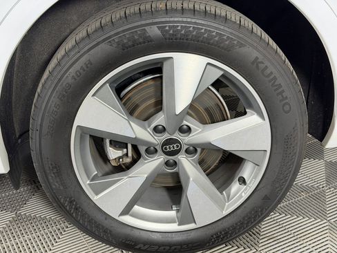 Certified 2024 Audi Q5 2.0T Premium AWD/4WD image 12