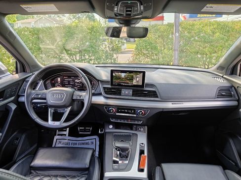 Used 2019 Audi SQ5 Prestige w/ Prestige Package AWD/4WD image 11