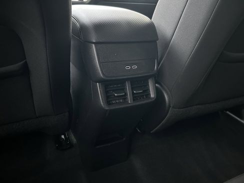 Used 2025 Chevrolet Equinox LT image 15