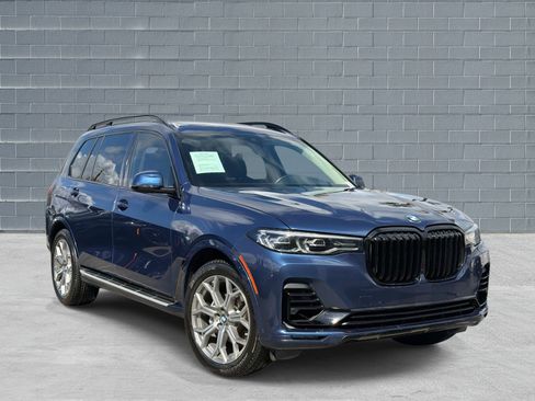 Used 2020 BMW X7 xDrive40i w/ Cold Weather Package image 1