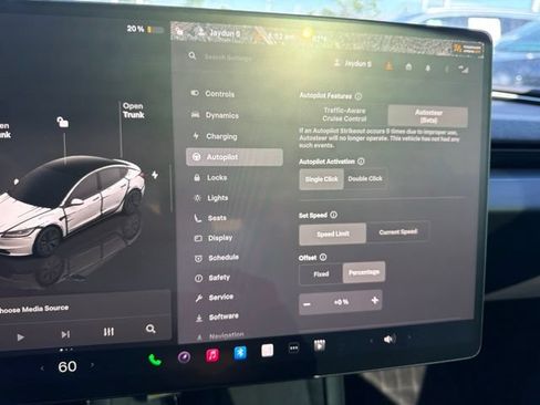 Used 2025 Tesla Model 3 Long Range AWD/4WD image 17