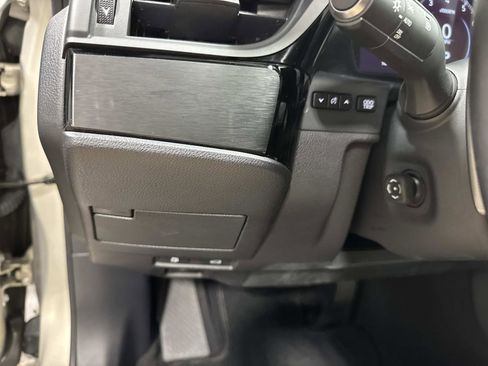 Certified 2023 Lexus ES 350 w/ Premium Package image 31