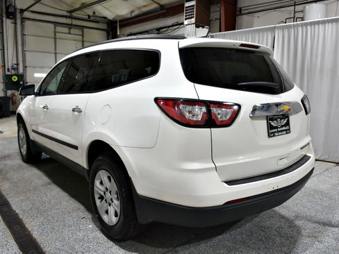 Used 2015 Chevrolet Traverse LS image 4