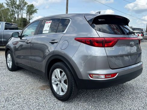 Used 2018 Kia Sportage LX FWD image 12