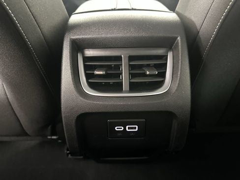 Used 2025 Chevrolet Blazer LT w/ Convenience Package FWD image 24