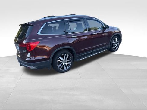Used 2016 Honda Pilot Elite image 6