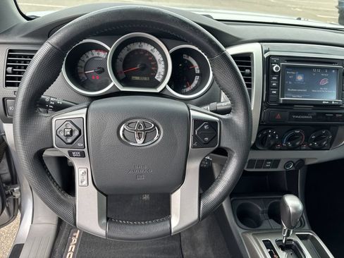 Used 2015 Toyota Tacoma 4x4 Double Cab w/ SR5 Package image 16