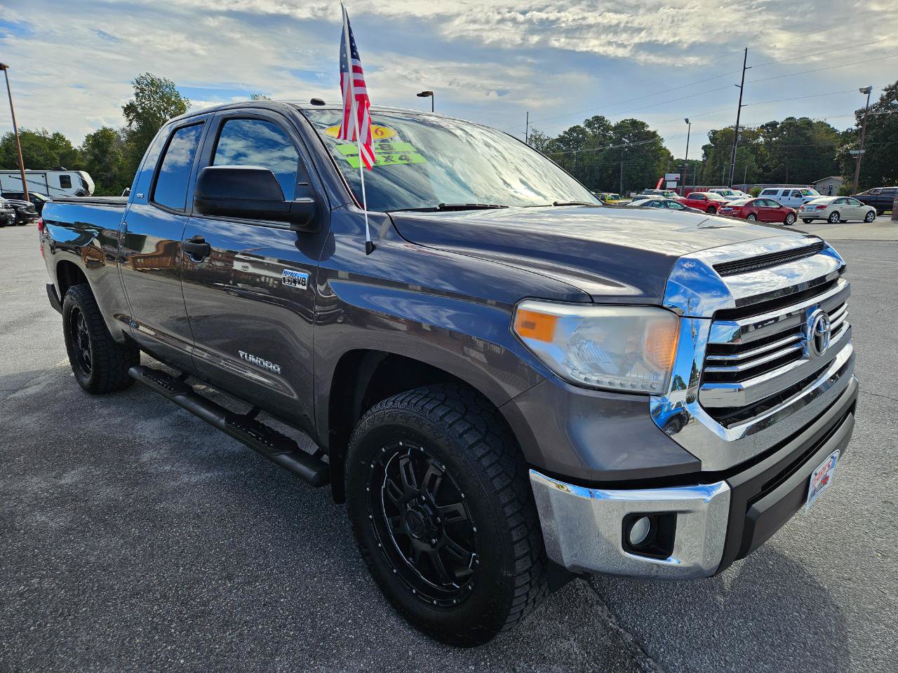 Used 2016 Toyota Tundra SR5 AWD/4WD image 8