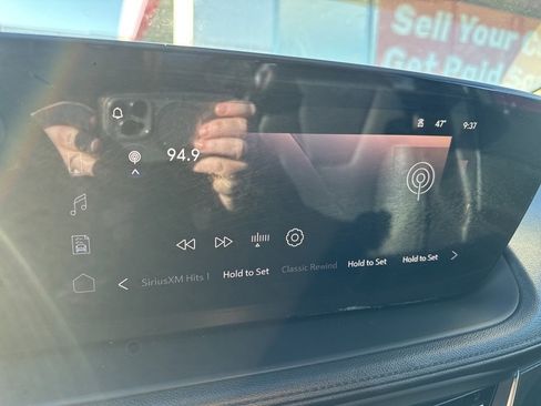 Used 2024 Buick Encore GX Sport Touring image 21