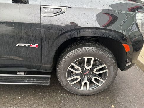Used 2023 GMC Yukon XL AT4 w/ AT4 Premium Plus Package image 10