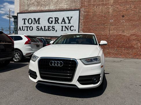 Used 2015 Audi Q3 2.0T Prestige w/ Prestige Package FWD image 1