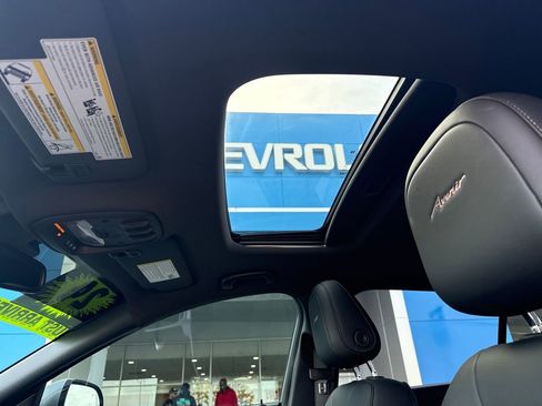 Used 2024 Buick Envista Avenir image 25