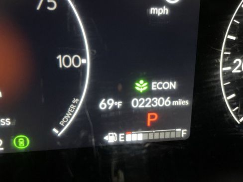 Used 2025 Honda CR-V Sport Touring image 16