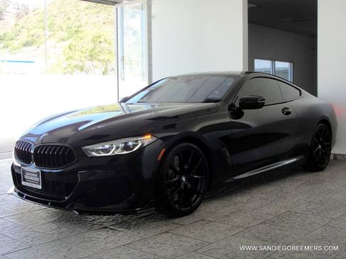Used 2022 BMW M850i xDrive Coupe w/ Driving Assistance Package AWD/4WD image 34