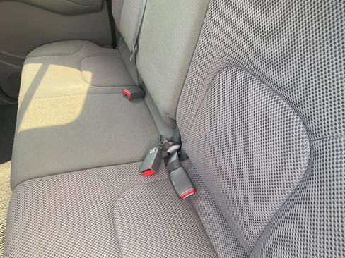 Used 2019 Nissan Frontier SV image 20