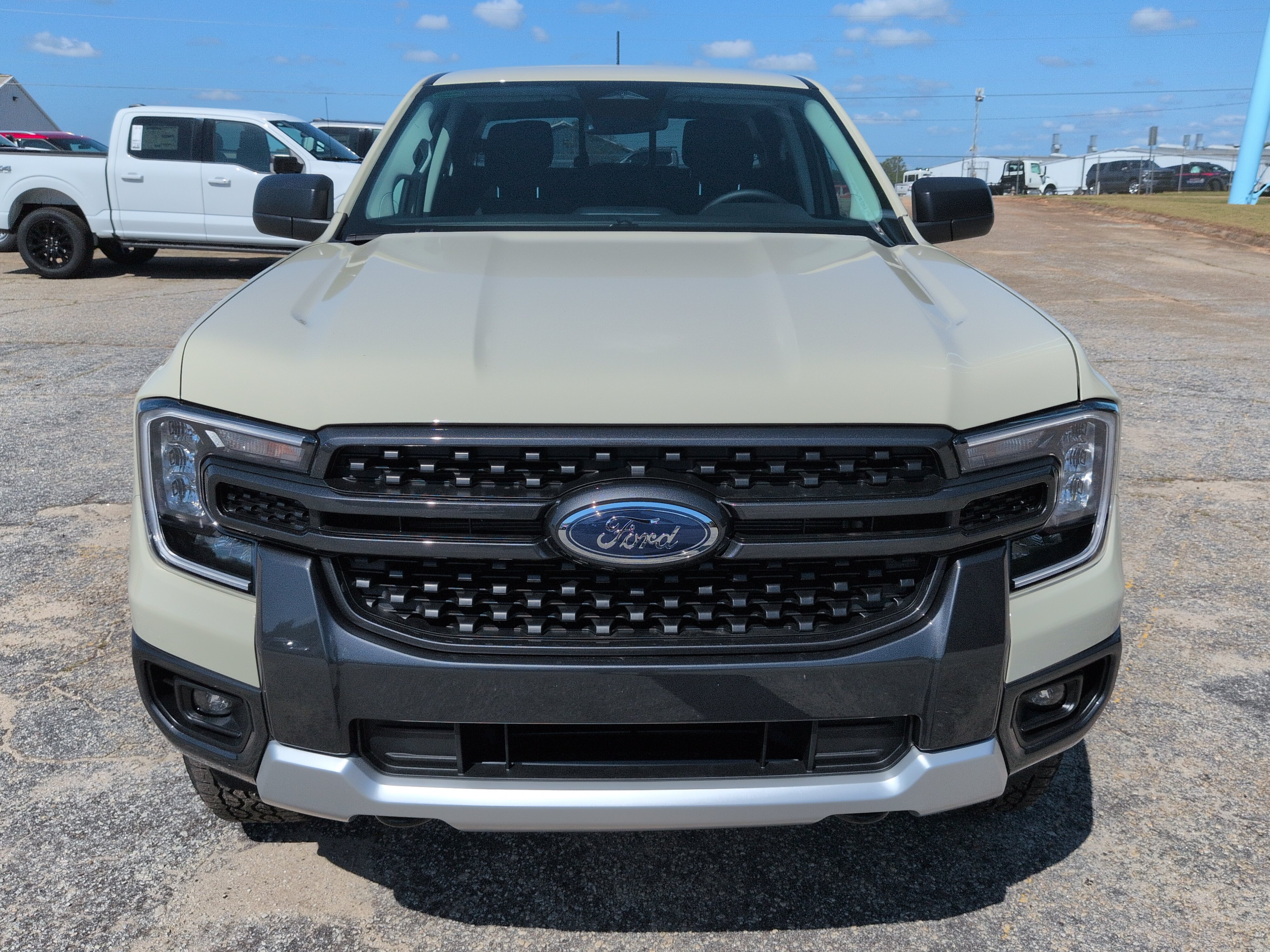 New 2026 Ford Ranger XLT w/ Equipment Group 301A High AWD/4WD image 7